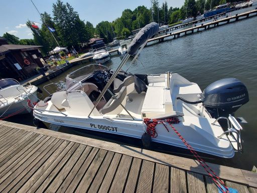 Motorówki z patentem